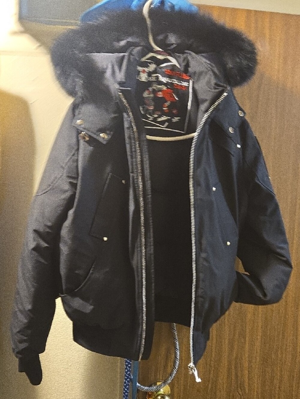 Men's Small Black Hooded Puffer Jacket with Faux Fur Trim - Picture 6 of 9